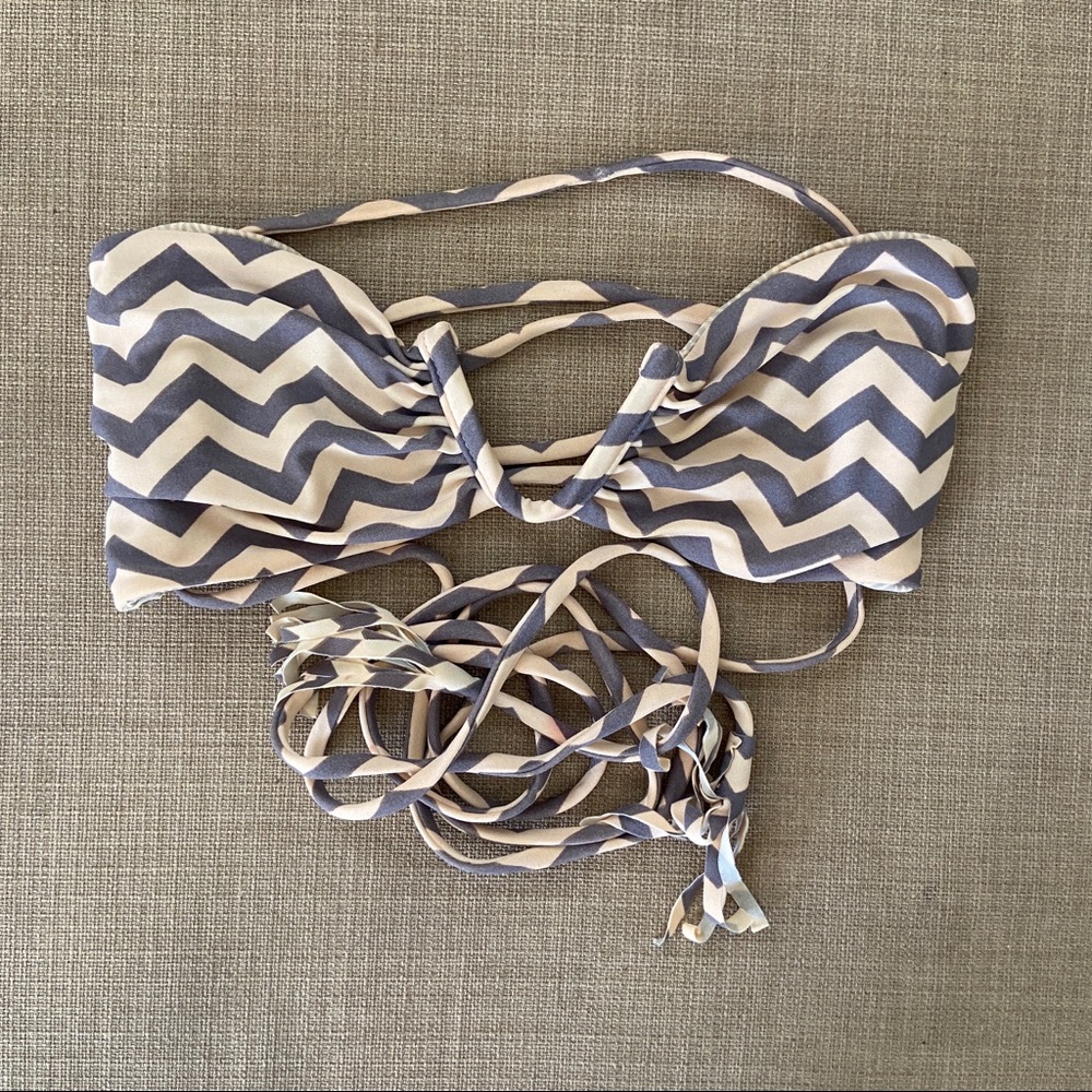 Acacia bandeau top